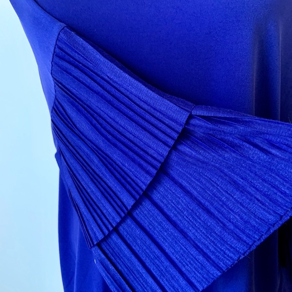 Royal Blue + Pleated Sleeve Blouse - Picture 2 of 4